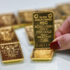 Giá vàng hôm nay 17/1: Thế giới giảm, trong nước không biến động
