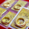 Dòng người chen mua vàng ngày Vía Thần Tài, đến giờ lãi được bao nhiêu?
