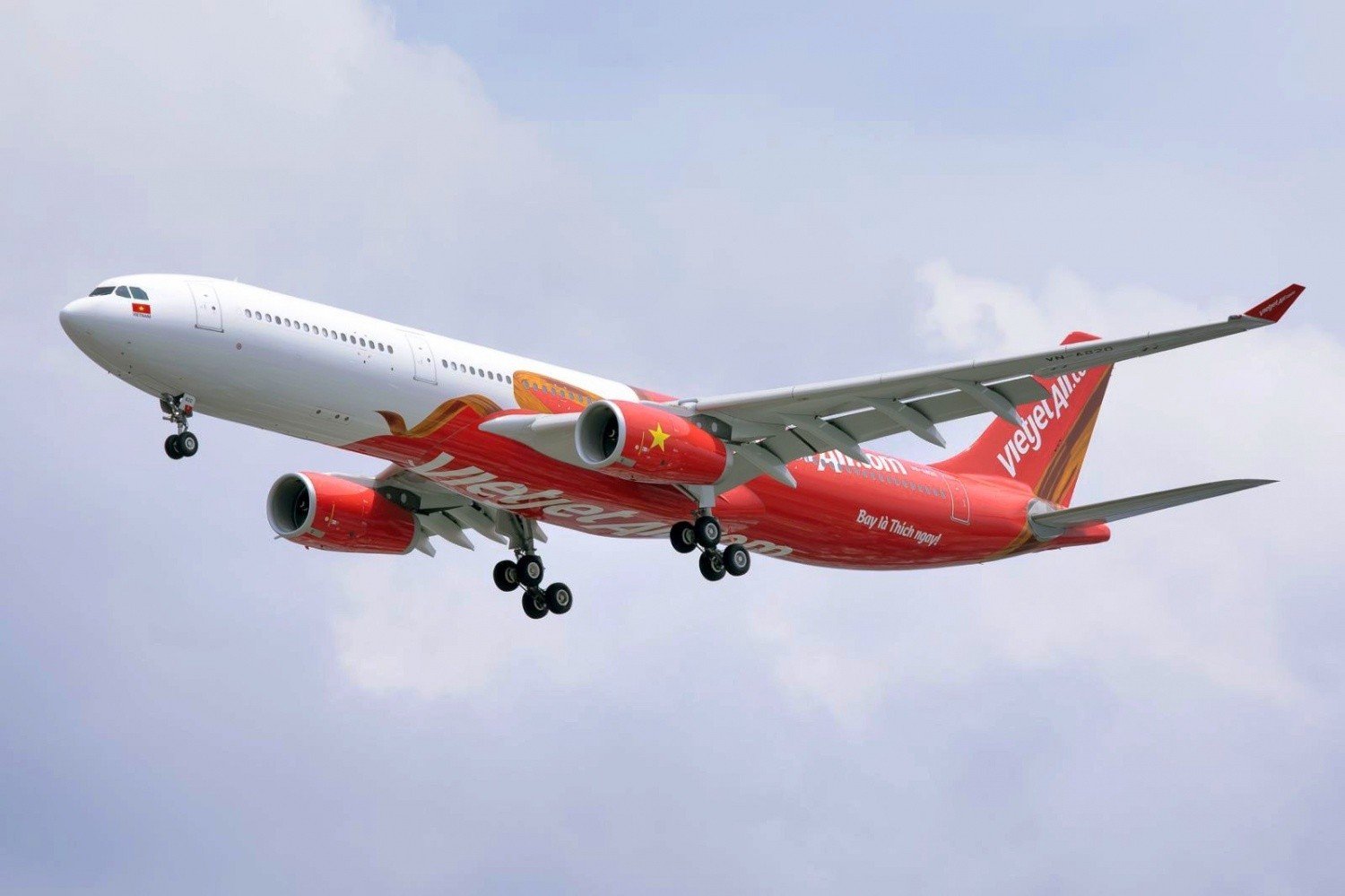 Lên lịch vi vu mùa lễ hội cùng Vietjet, quẳng gánh lo hành lý với 20kg miễn phí
