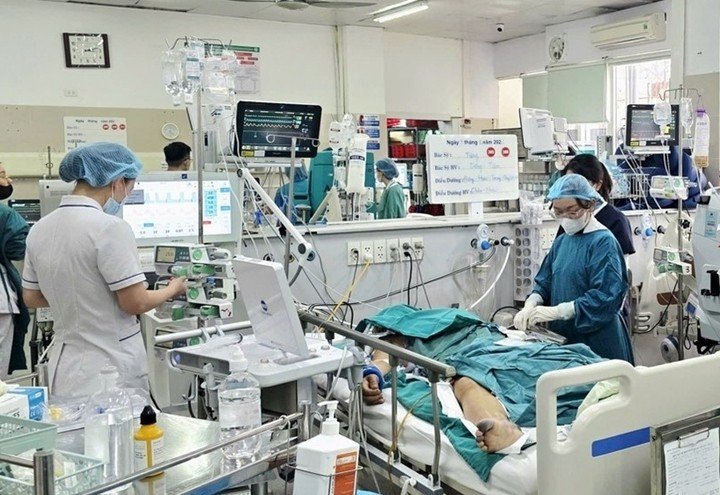 Không khí Tết ở Trung tâm Cấp cứu A9, Bệnh viện Bạch Mai.