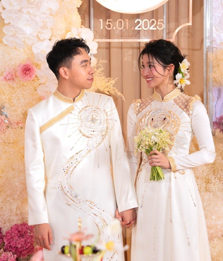 Phương Nhi rạng rỡ trong lễ ăn hỏi đầu năm 2025.