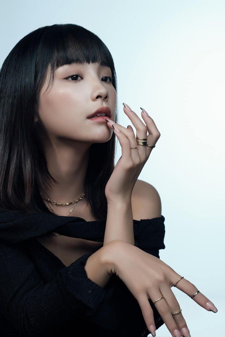 Cô gây chú ý khi tham gia nhiều bộ phim truyền hình.