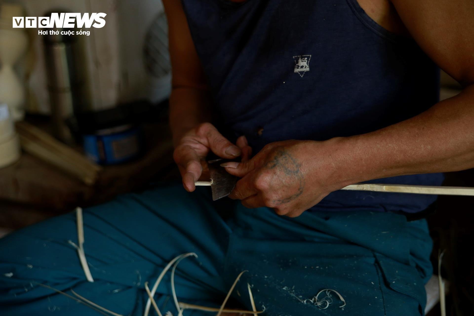 Gặp nghệ nhân cuối cùng còn giữ nghề làm lọng cung đình Huế - 3