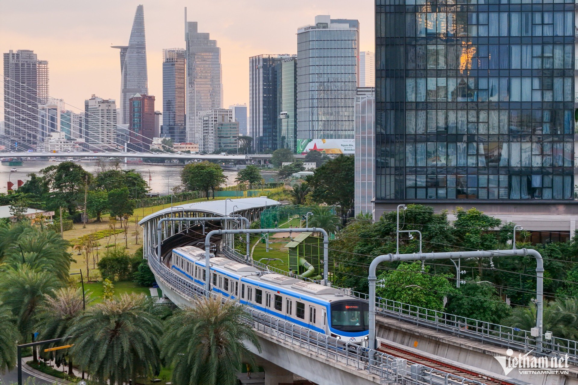 w metro ok 4 64210 (1).jpg