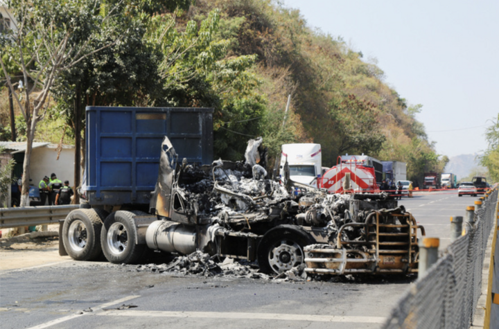 Ngay sau cái chết của El Mencho, nhiều khu vực do CJNG kiểm soát rơi vào hỗn loạn. (Nguồn: Reuters)