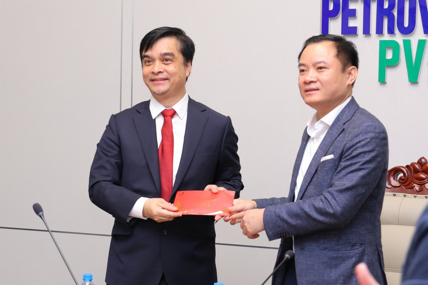 Chủ tịch HĐTV Petrovietnam Lê Ngọc Sơn đến thăm và chúc Tết các đơn vị thành viên đầu Xuân Bính Ngọ 2026 tại Hà Nội