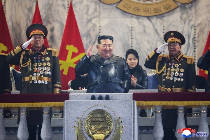 Phát biểu tại sự kiện, ông Kim Jong-un nhận định vị thế quốc tế của Triều Tiên đã “được nâng cao một cách vượt bậc” sau khi nước này đề ra các mục tiêu phát triển chiến lược cho giai đoạn 5 năm tới.