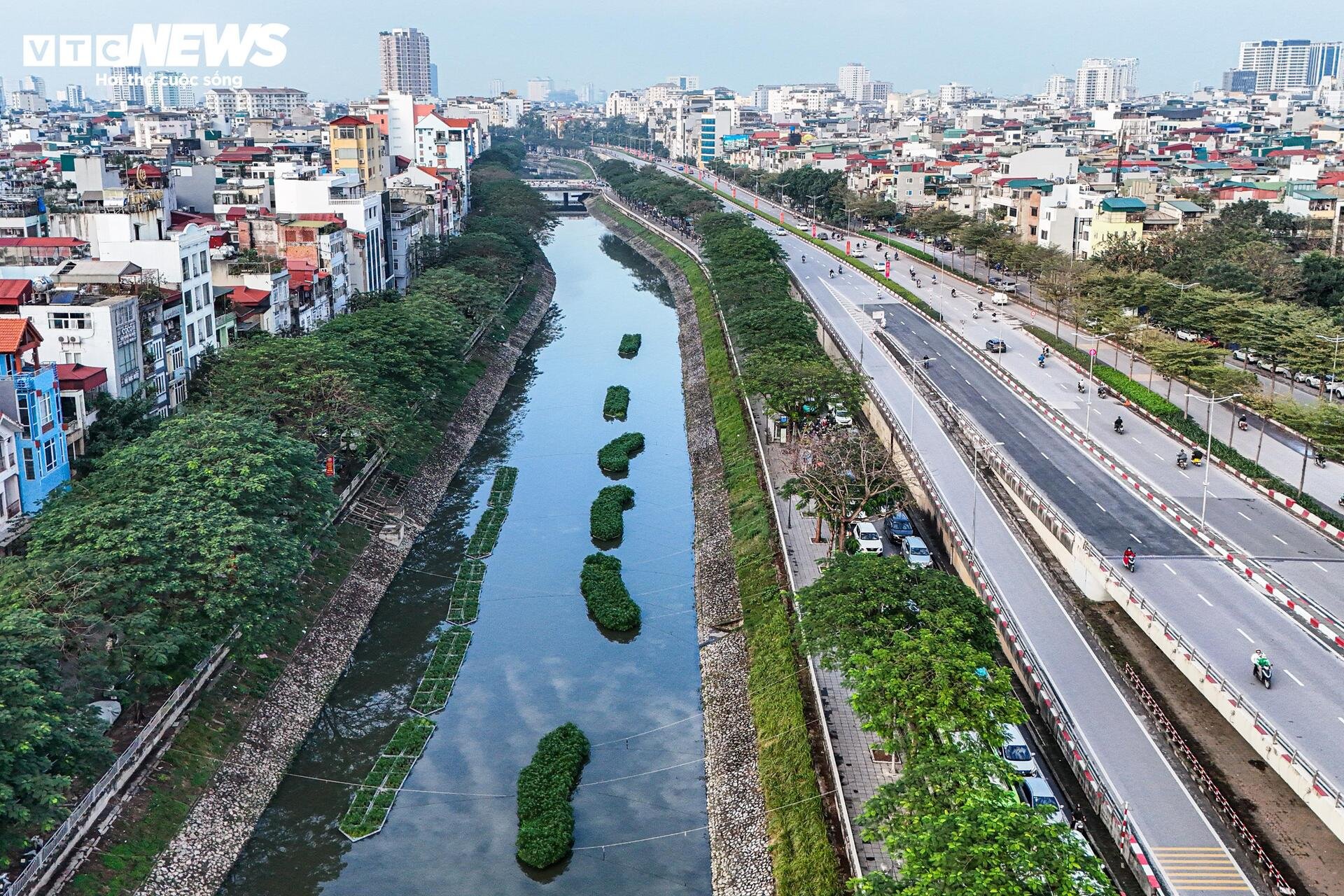 Hiện trạng đường Láng trước đề xuất mở rộng lên gần 54m - 9