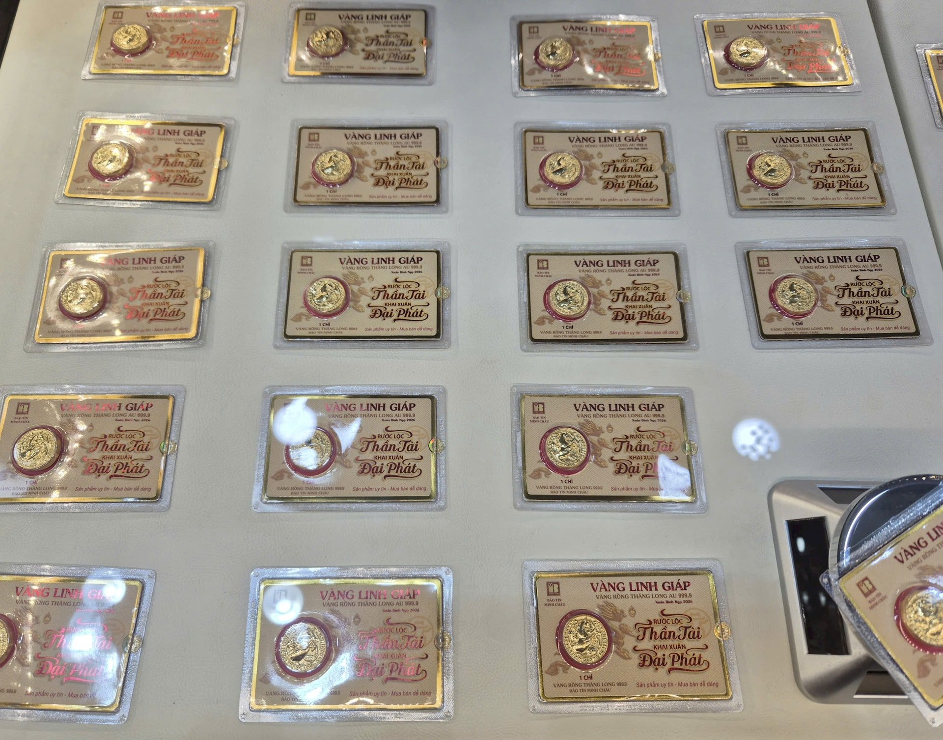 Giá vàng tiếp tục tăng mạnh. Ảnh: H.T