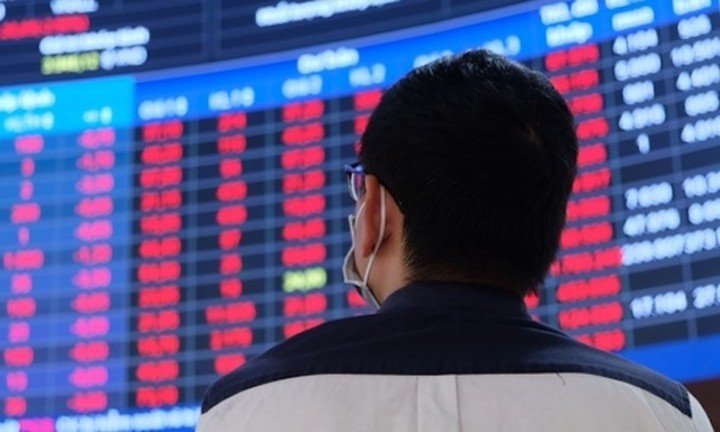 VN-Index lao dốc, thị trường đỏ lửa. (Ảnh minh hoạ).