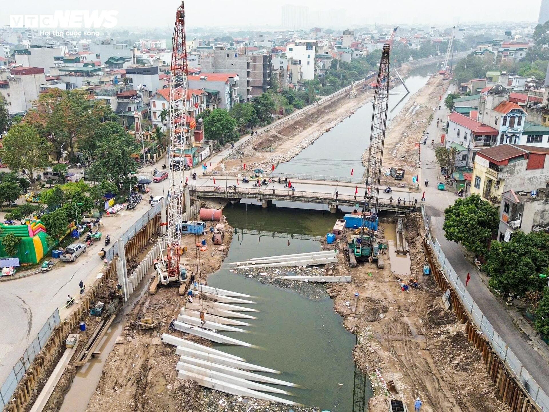 Toàn cảnh công trình cải tạo hạ lưu sông Kim Ngưu gần 700 tỷ đồng sắp cán đích - 3