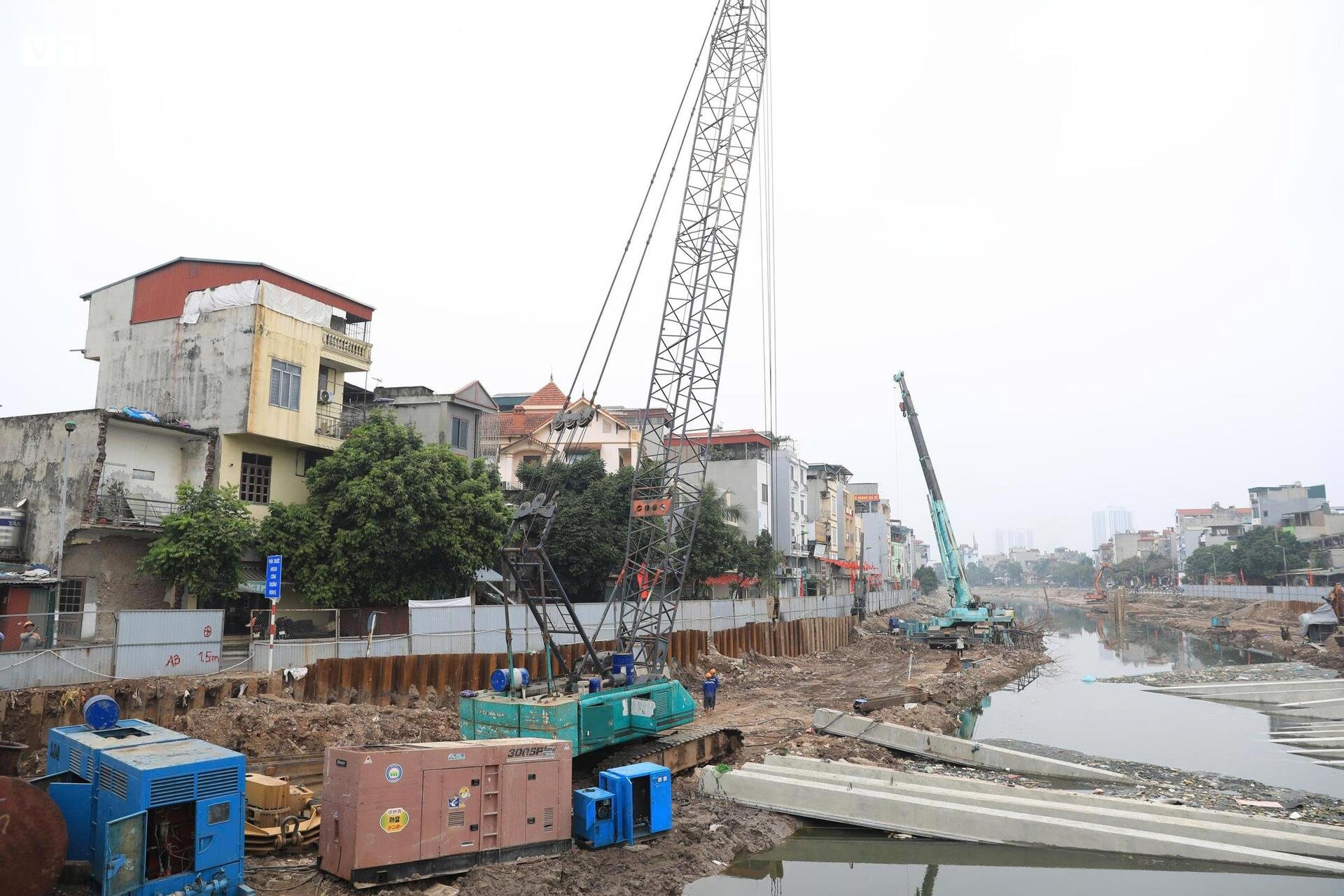 Toàn cảnh công trình cải tạo hạ lưu sông Kim Ngưu gần 700 tỷ đồng sắp cán đích - 13