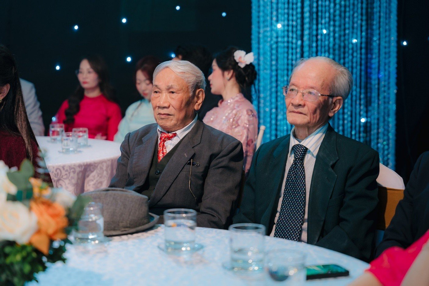 Hạnh phúc như nhân viên SHB: Vừa xem show xịn, vừa rinh lộc mang về- Ảnh 5.