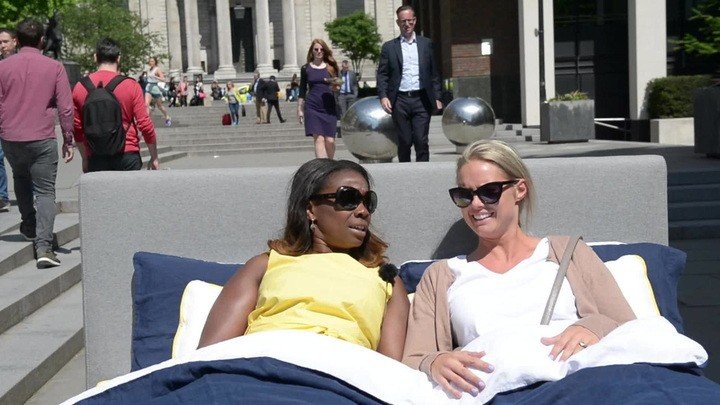 Nhiều người Mỹ giữ quan niệm giấc ngủ là dành cho buổi đêm. (Ảnh: NYP)