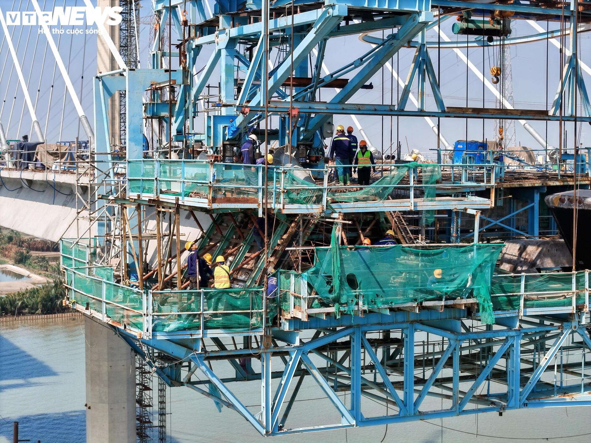 'Nút thắt' cuối cao tốc Bến Lức - Long Thành tăng tốc về đích - 5