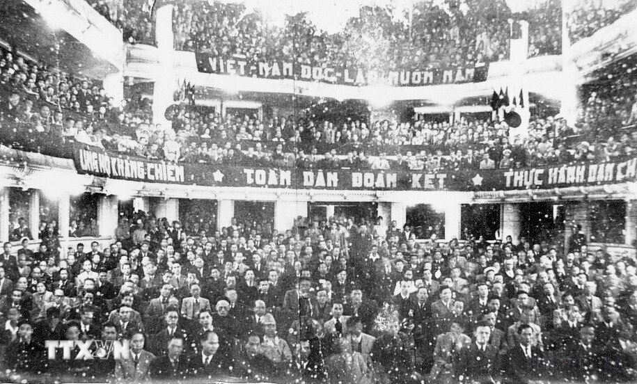 Từ lá phiếu mùa xuân độc lập đến một đời người huyền thoại - 3