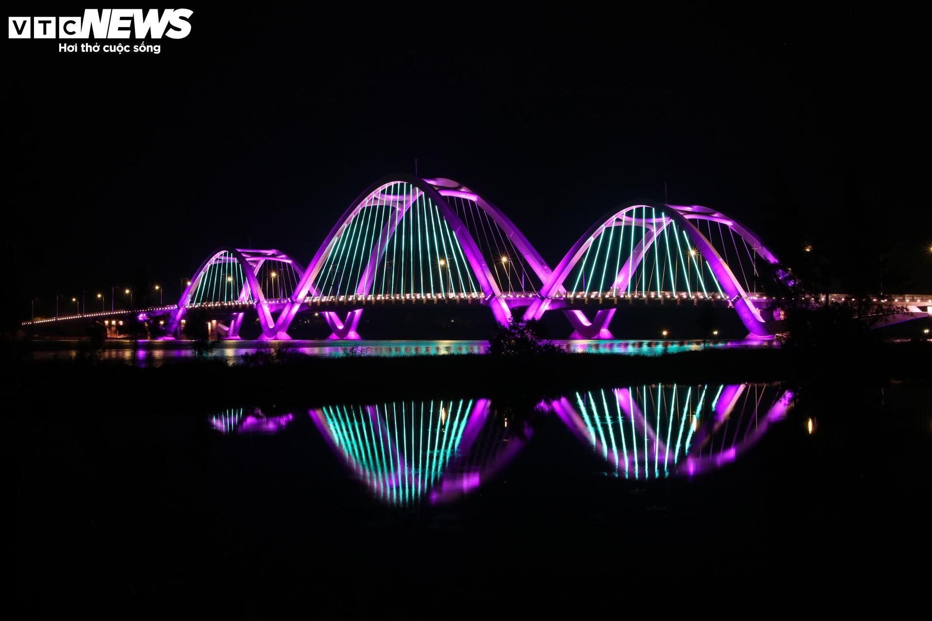 Vì sao cầu 1.300 tỷ ở Quảng Trị làm xong, nhưng đường dẫn vẫn tắc? - 3