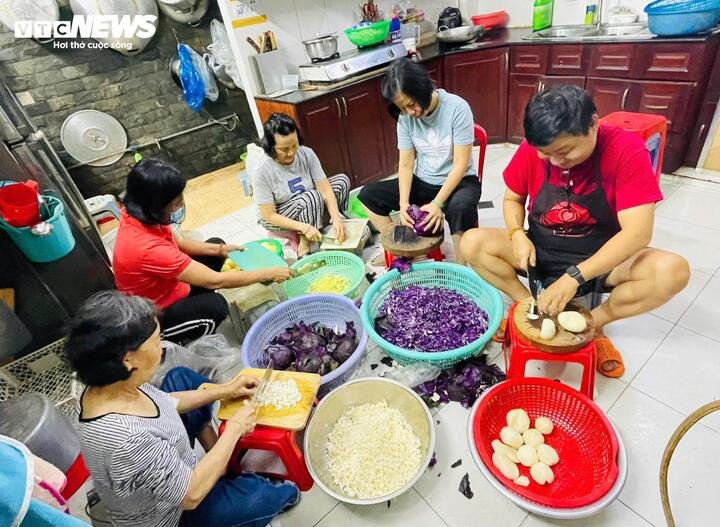 Các tình nguyện viên của