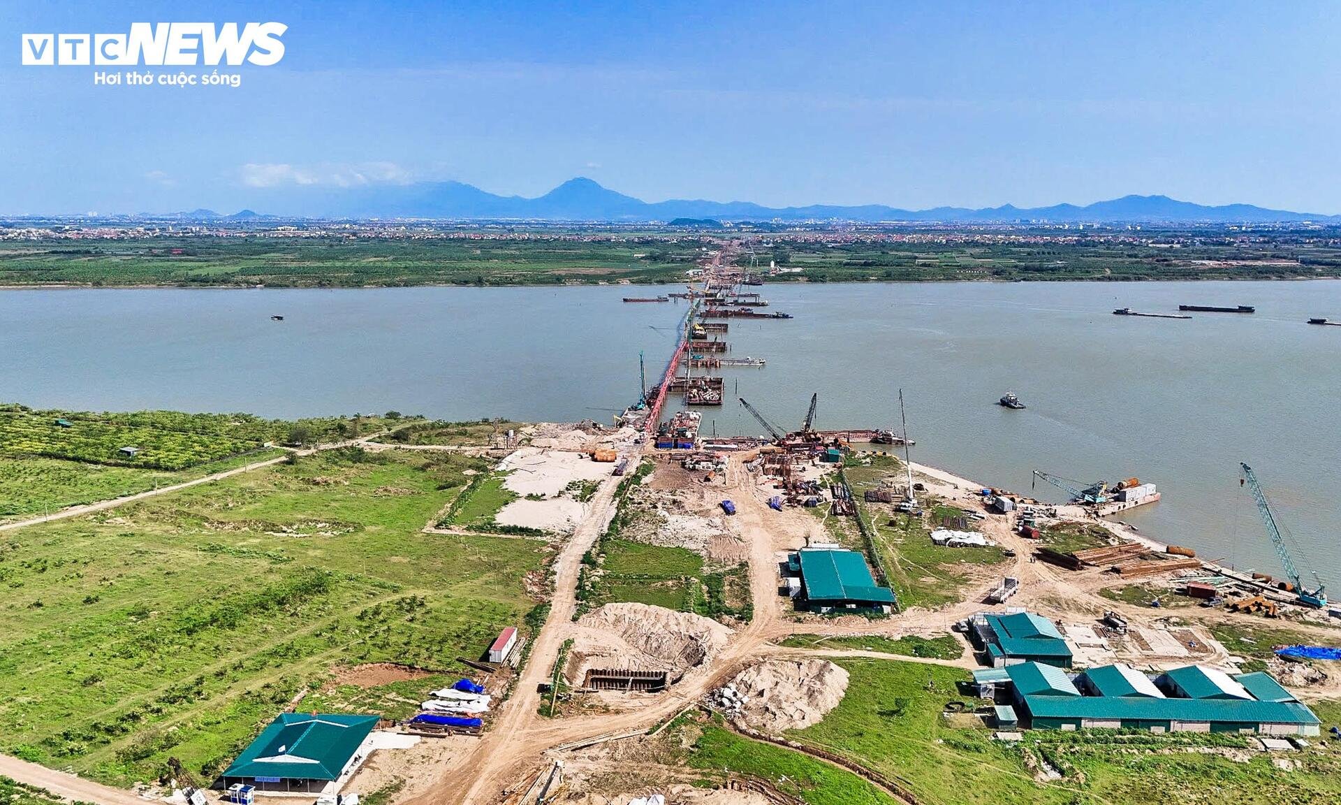 Cận cảnh Vành đai 4 phía Tây Hà Nội sau 2 năm thi công - 12