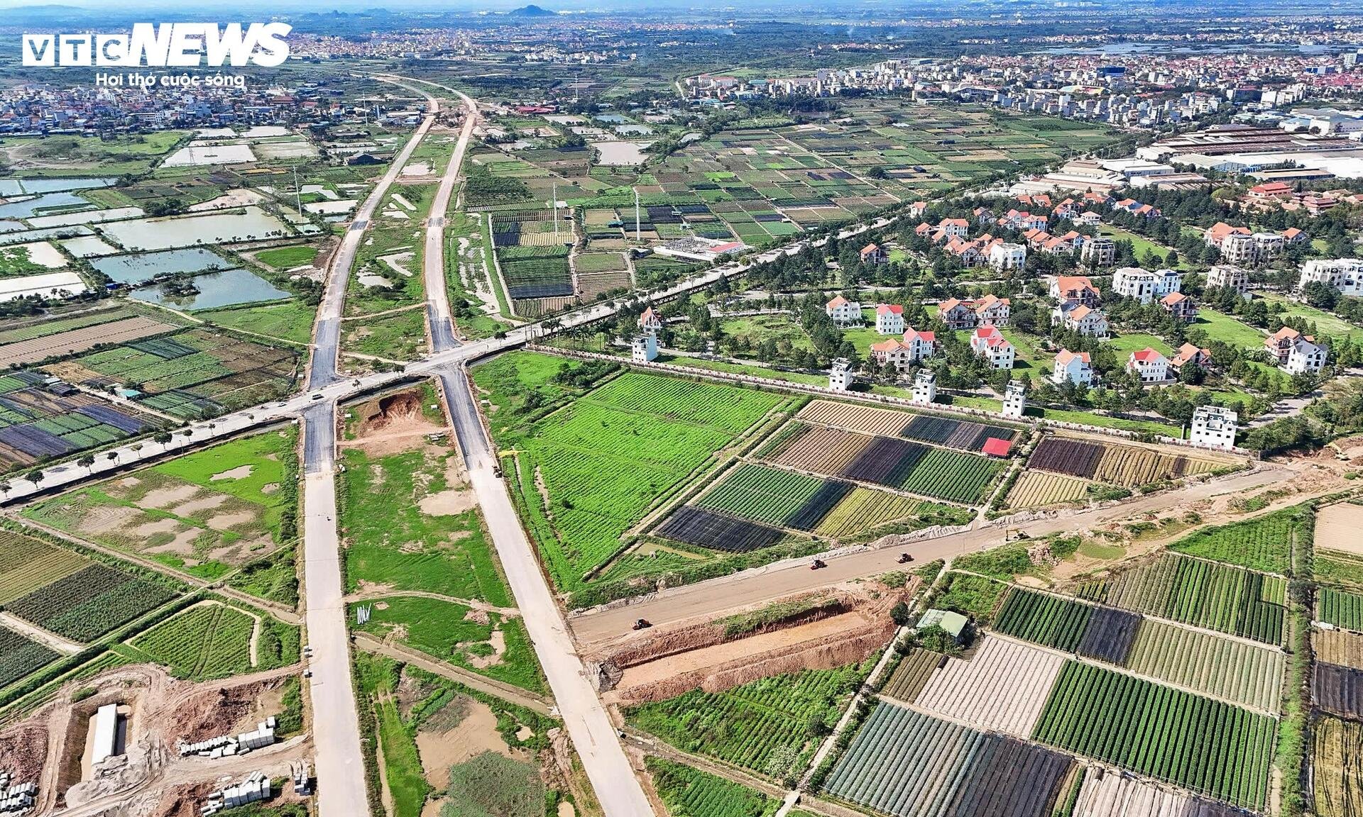 Cận cảnh Vành đai 4 phía Tây Hà Nội sau 2 năm thi công - 13