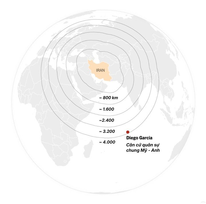 Bản đồ phạm vi tấn công ước tính của tên lửa Iran, cho thấy căn cứ Diego Garcia nằm ở khoảng cách gần 4.000 km. (Nguồn: The New York Times)