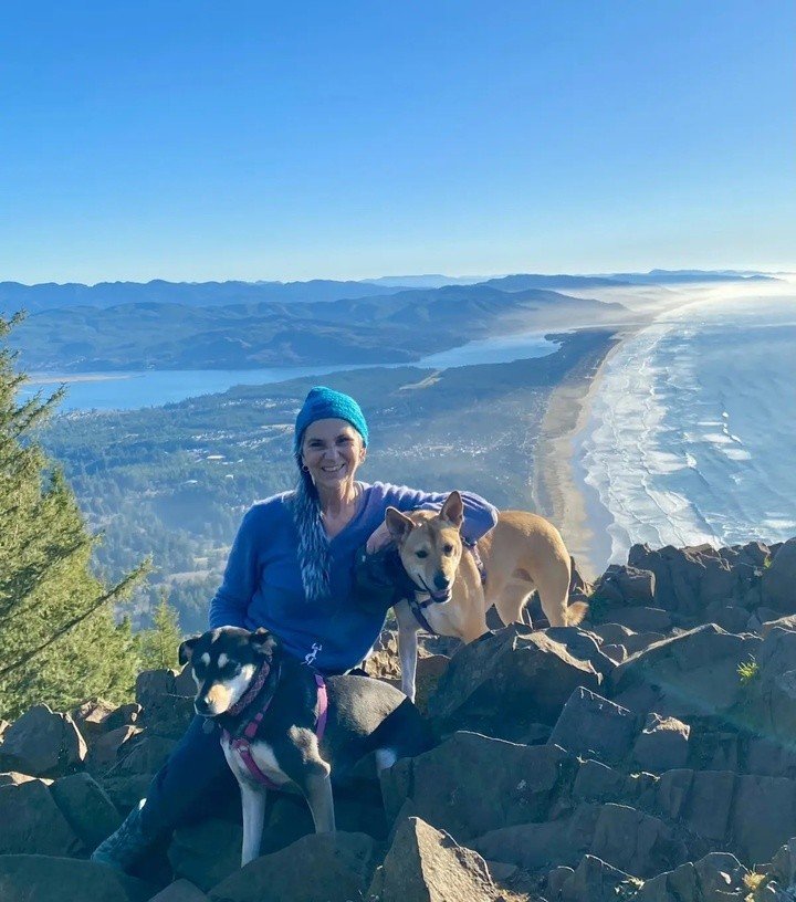 Pech cho rằng trải nghiệm cận tử giúp bà có khả năng dự đoán cái chết và nhìn thấy ma.