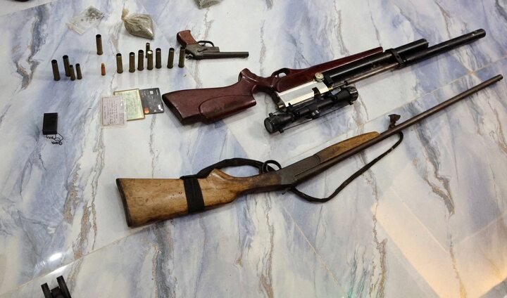 Tang vật thu giữ tại nhà riêng Lý Văn Hai