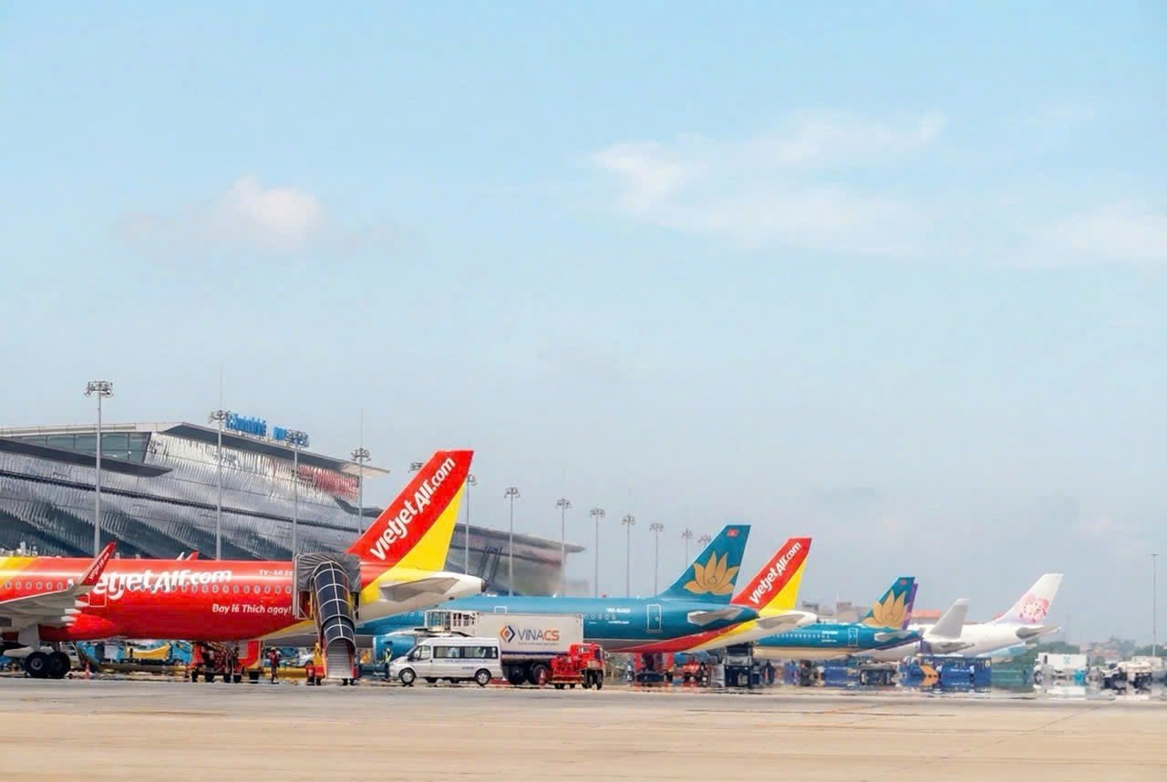 Các hãng hàng không đều có kế hoạch điều chỉnh tăng giá vé trong giai đoạn tháng 4-2026. Ảnh: ACV.