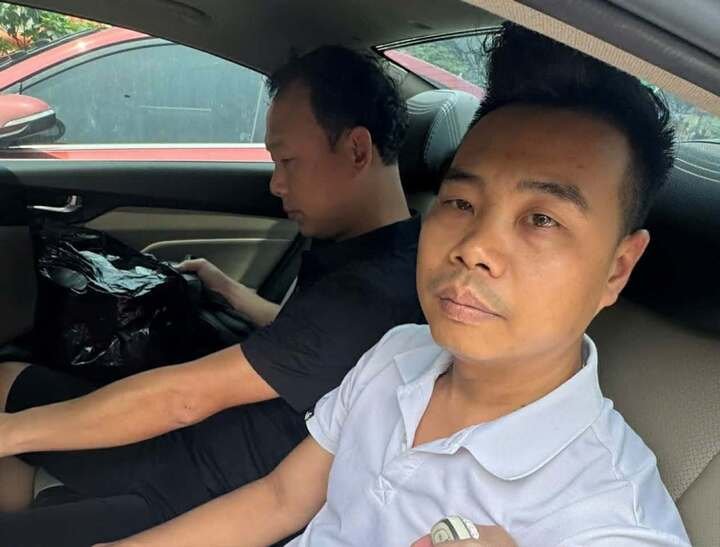 Hai kẻ trong vụ hành hung nam sinh bị bắt giữ.