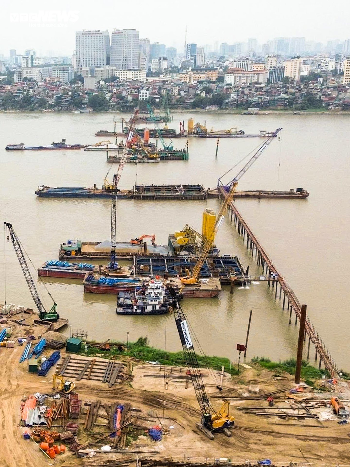 Bên trong đại công trường cầu Trần Hưng Đạo gần 16 nghìn tỷ đồng ở Hà Nội - 2