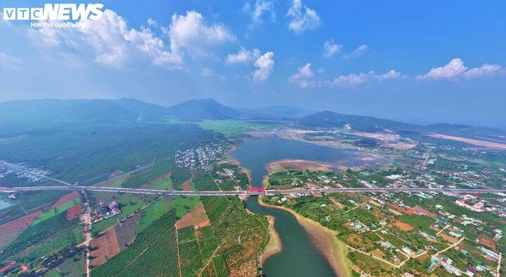 Toàn tuyến có tổng chiều dài khoảng 15 km, đi qua địa bàn các xã Đak Đoa, phường An Phú và Biển Hồ được kỳ vọng góp phần thúc đẩy phát triển Kinh tế - Xã hội địa phương đô thị phía tây Gia Lai.