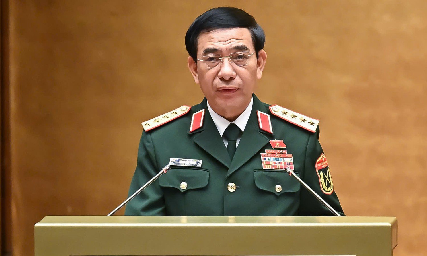 Phó Thủ tướng, Bộ trưởng Bộ Quốc phòng Phan Văn Giang.