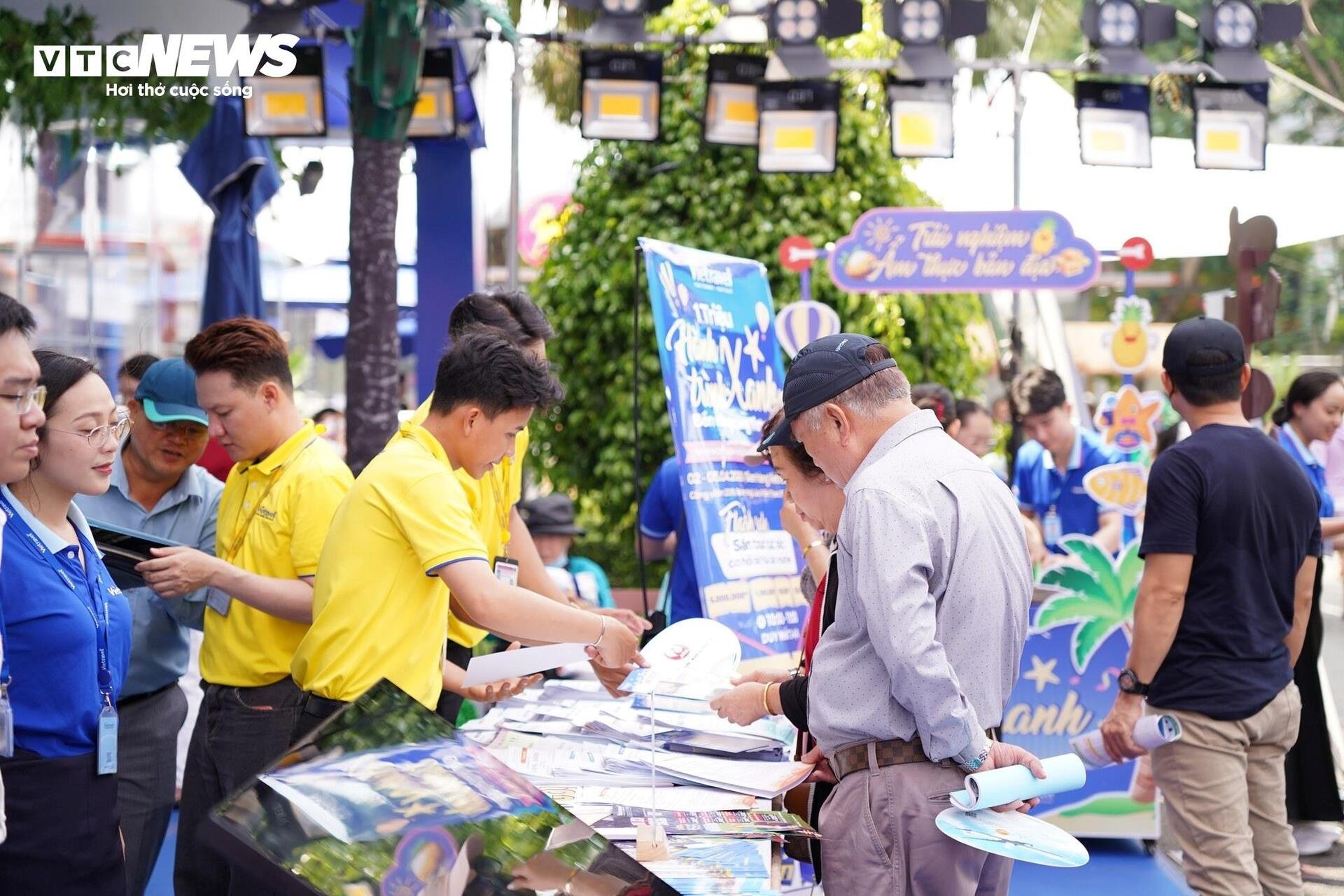 Doanh nghiệp lữ hành ‘đổi cách bán’ để giữ khách hè 2026 - 4