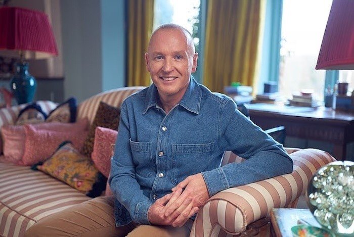 Owen O'Kane, một nhà trị liệu tâm lý hàng đầu và tác giả của nhiều cuốn sách bán chạy nhất.