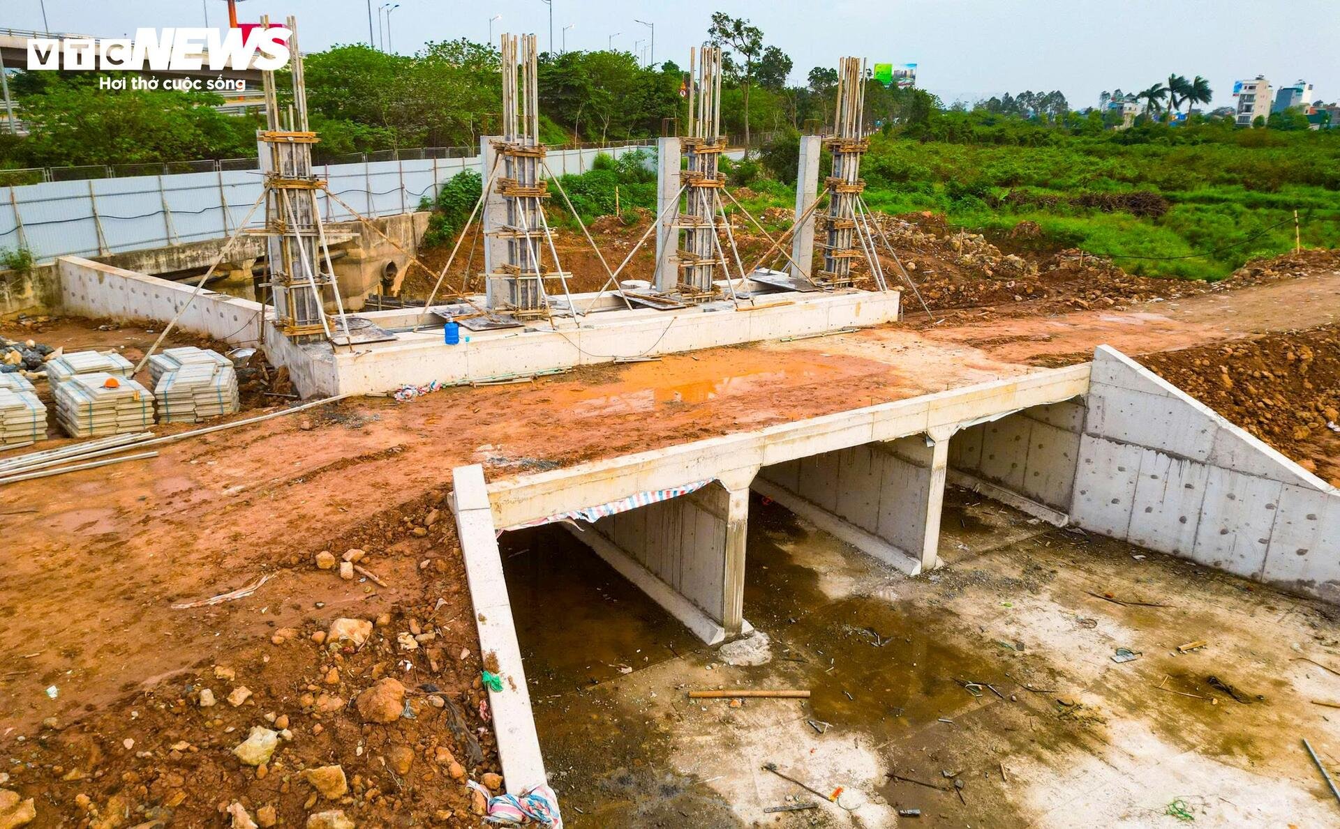 Mục sở thị 'siêu hồ' hơn 30ha giúp giảm ngập phía Đông Hà Nội - 11