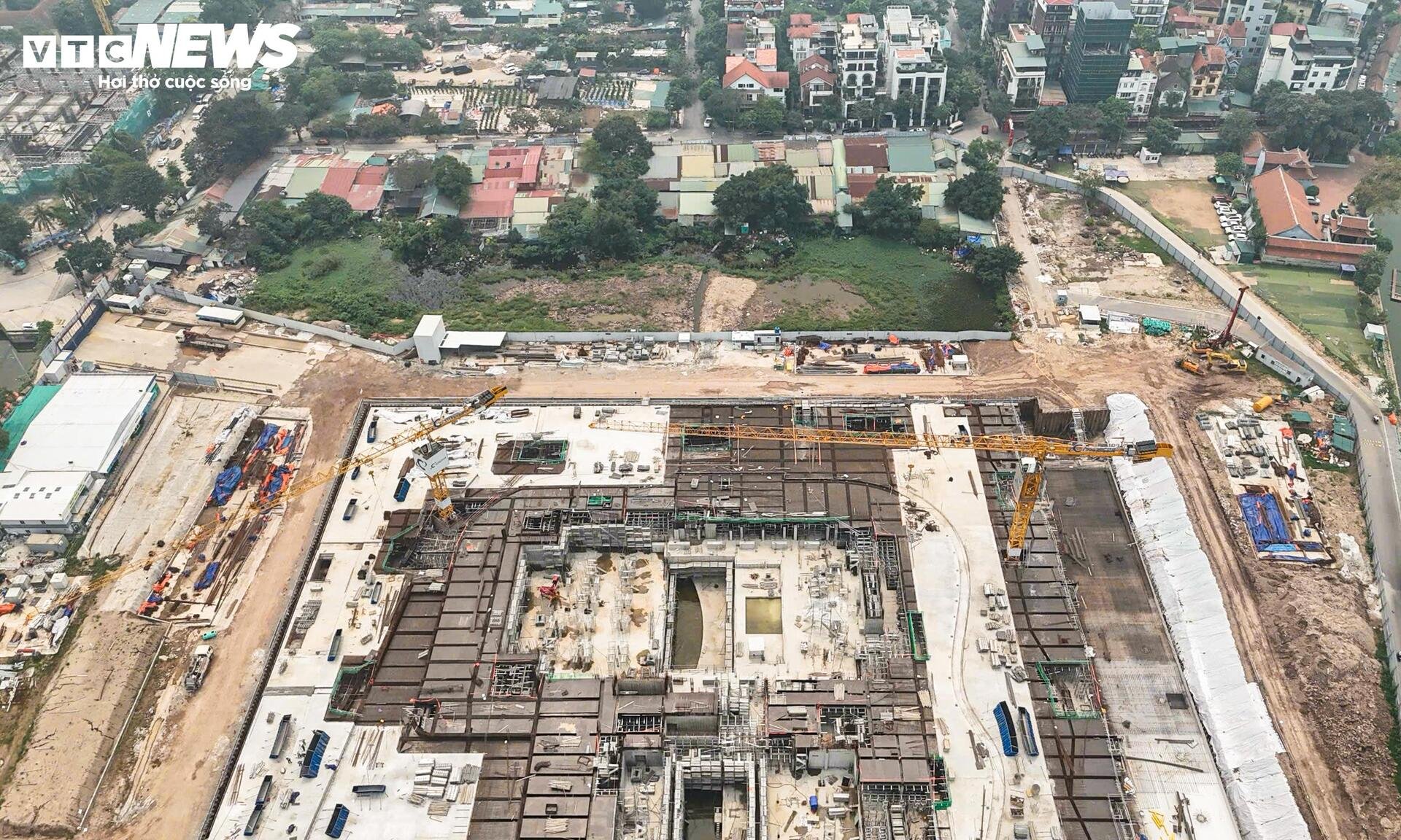 Cận cảnh nhà hát Opera Hà Nội dần lộ diện ở bán đảo Quảng An - 6