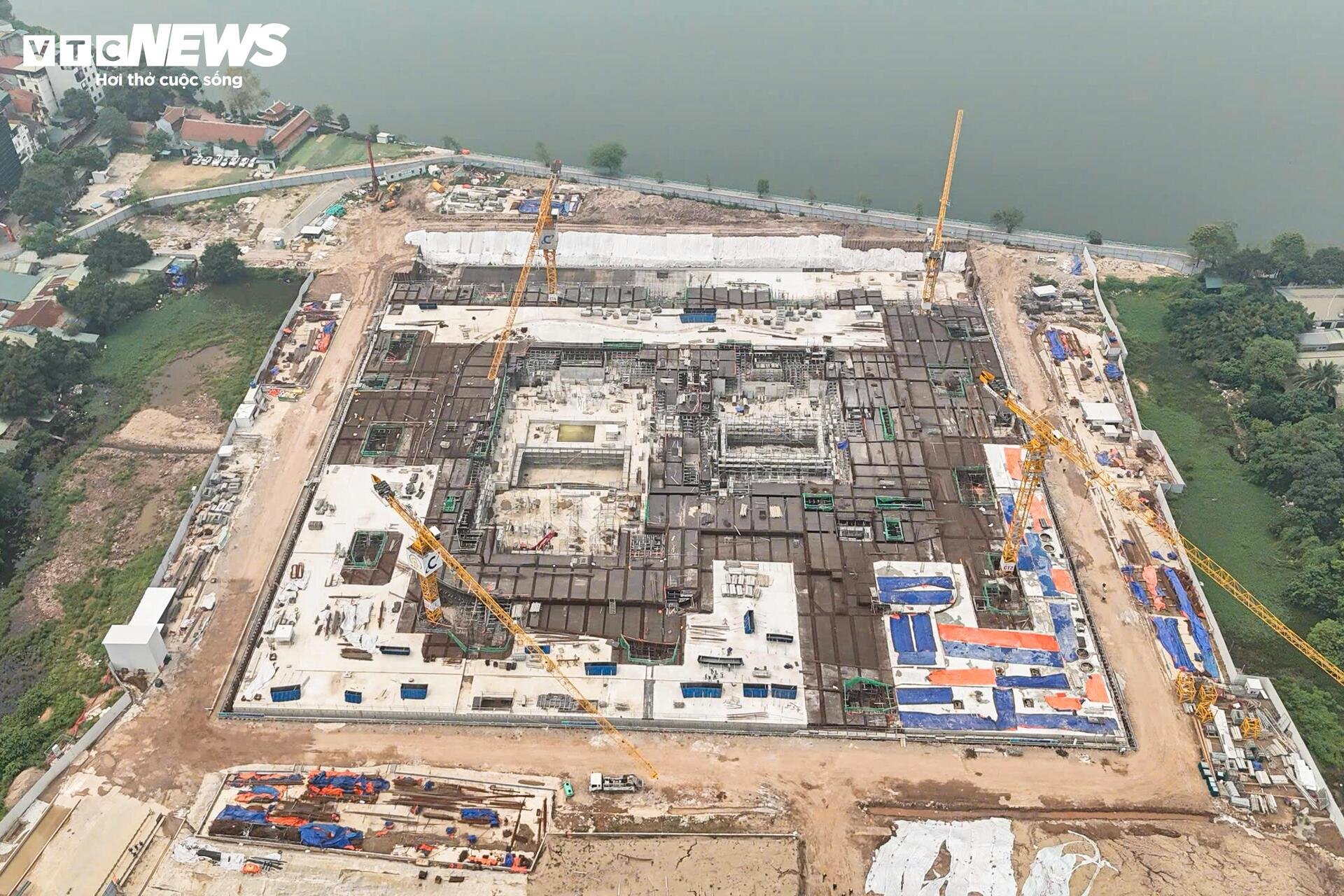 Cận cảnh nhà hát Opera Hà Nội dần lộ diện ở bán đảo Quảng An - 8