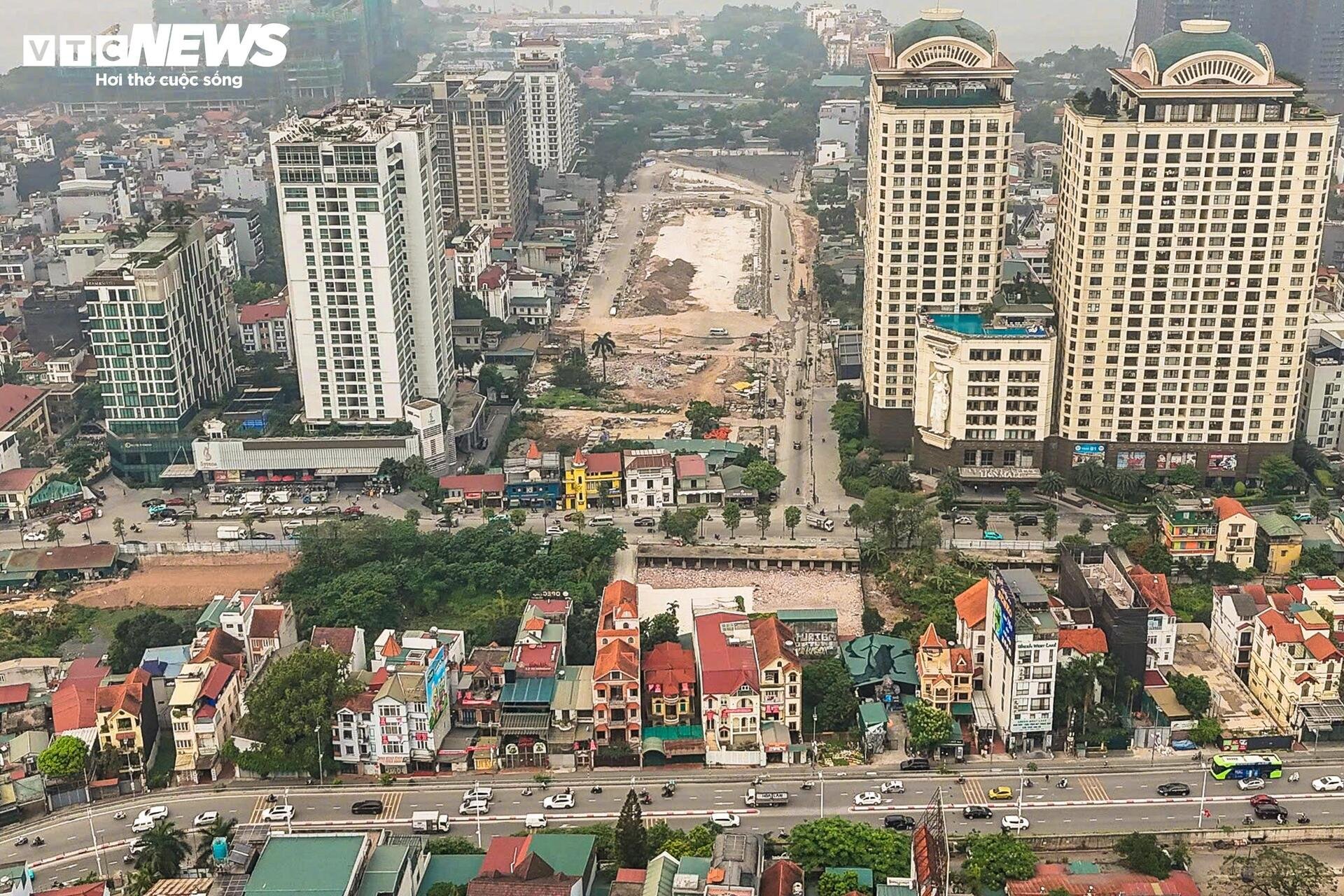 Hiện trạng đoạn đường 100m trị giá hơn 600 tỷ đồng vừa khởi công ở Hà Nội - 2