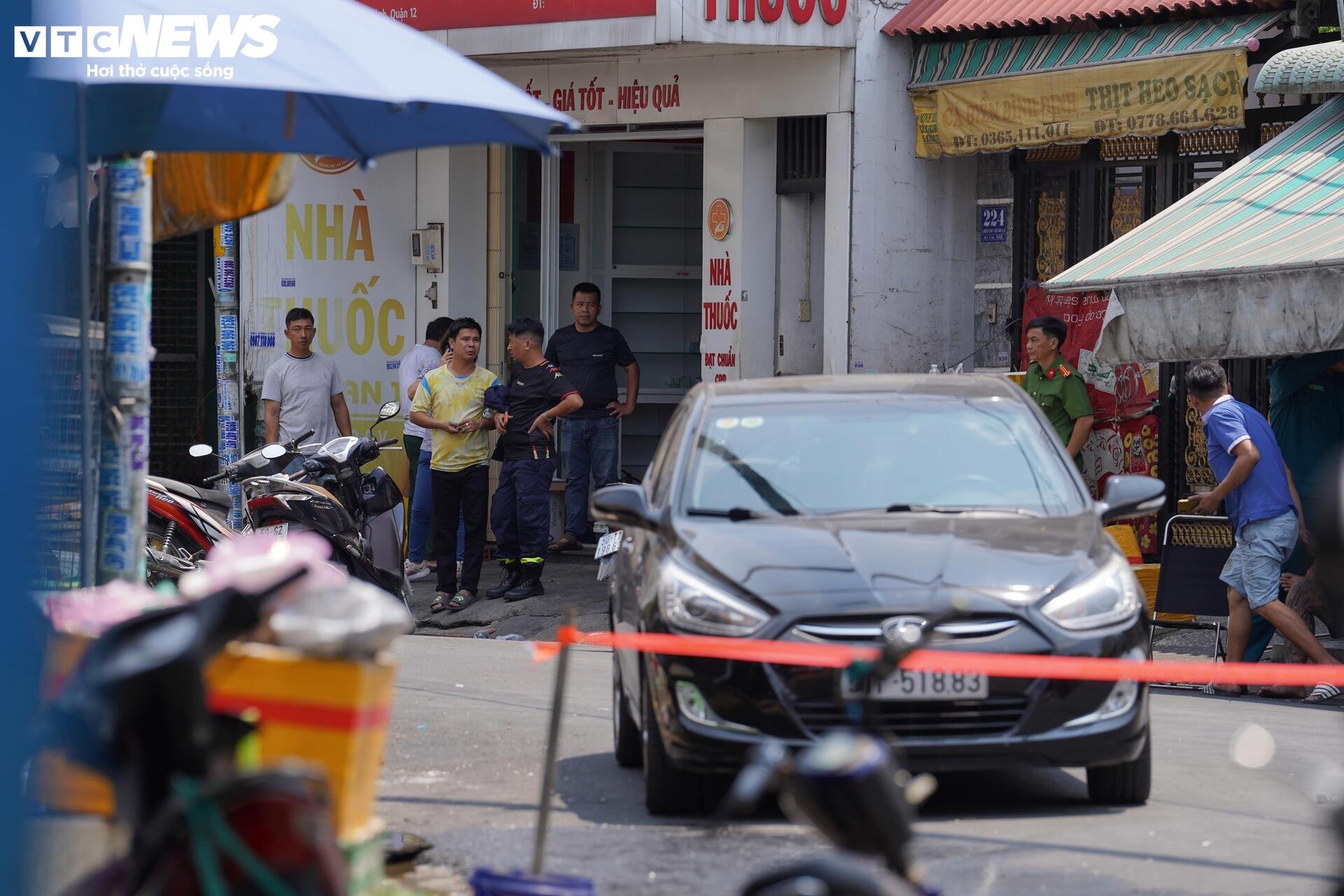 Nhân chứng kể phút bất lực nghe kêu cứu trong vụ cháy ở TP.HCM, 2 người tử vong - 11