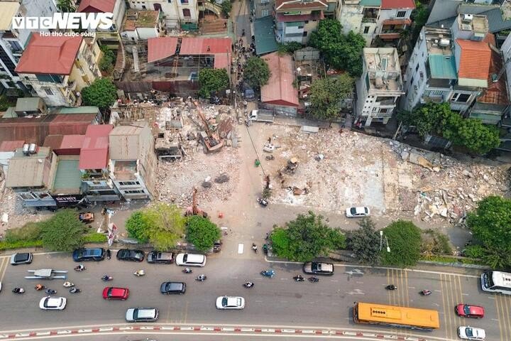 Khu vực ngõ 310 Nghi Tàm được xác định là vị trí quan trọng, đóng vai trò then chốt trong việc xây trụ cầu Tứ Liên.