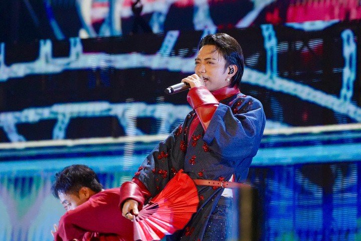 Soobin là một trong những ca sĩ có khả năng trình diễn vũ đạo và hát live tốt.