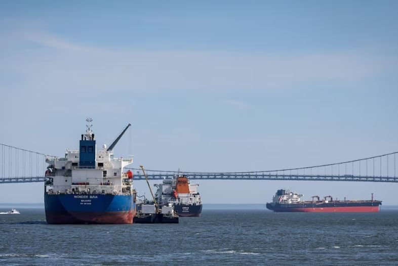 16-1776323749-cu-soc-dau-toan-cau-vi-iran-my-tien-sat-vi-the-xuat-khau-rong-chua-tung-co-tu-the-chien-ii