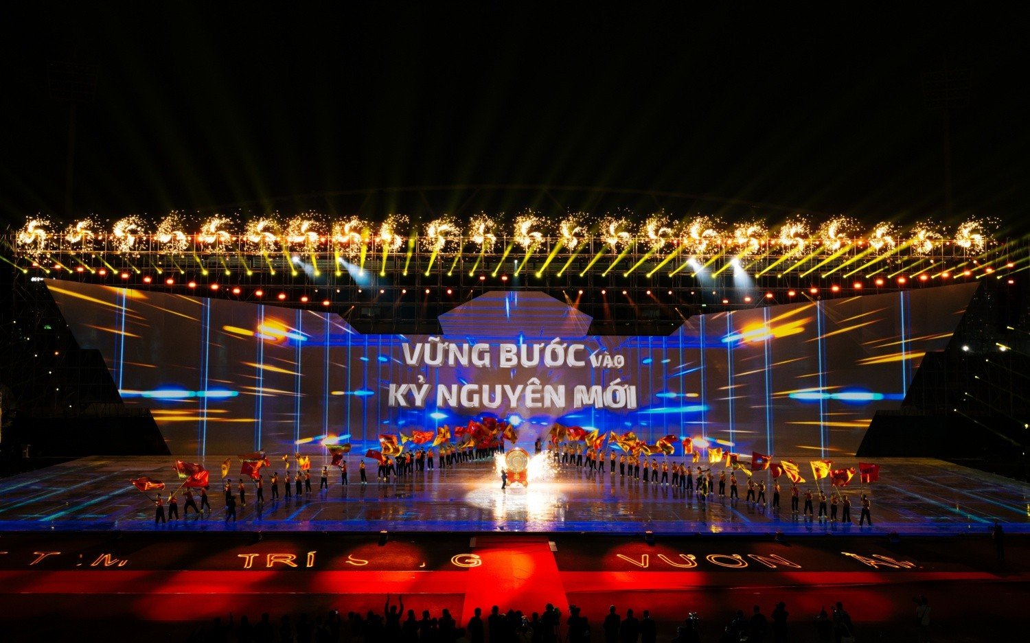 16-1776328081-van-hoa-doanh-nghiep-loi-the-canh-tranh-khong-the-sao-chep-cua-shb