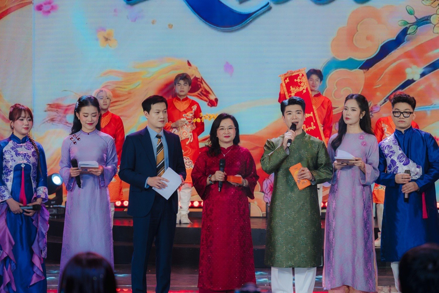 16-1776328082-van-hoa-doanh-nghiep-loi-the-canh-tranh-khong-the-sao-chep-cua-shb