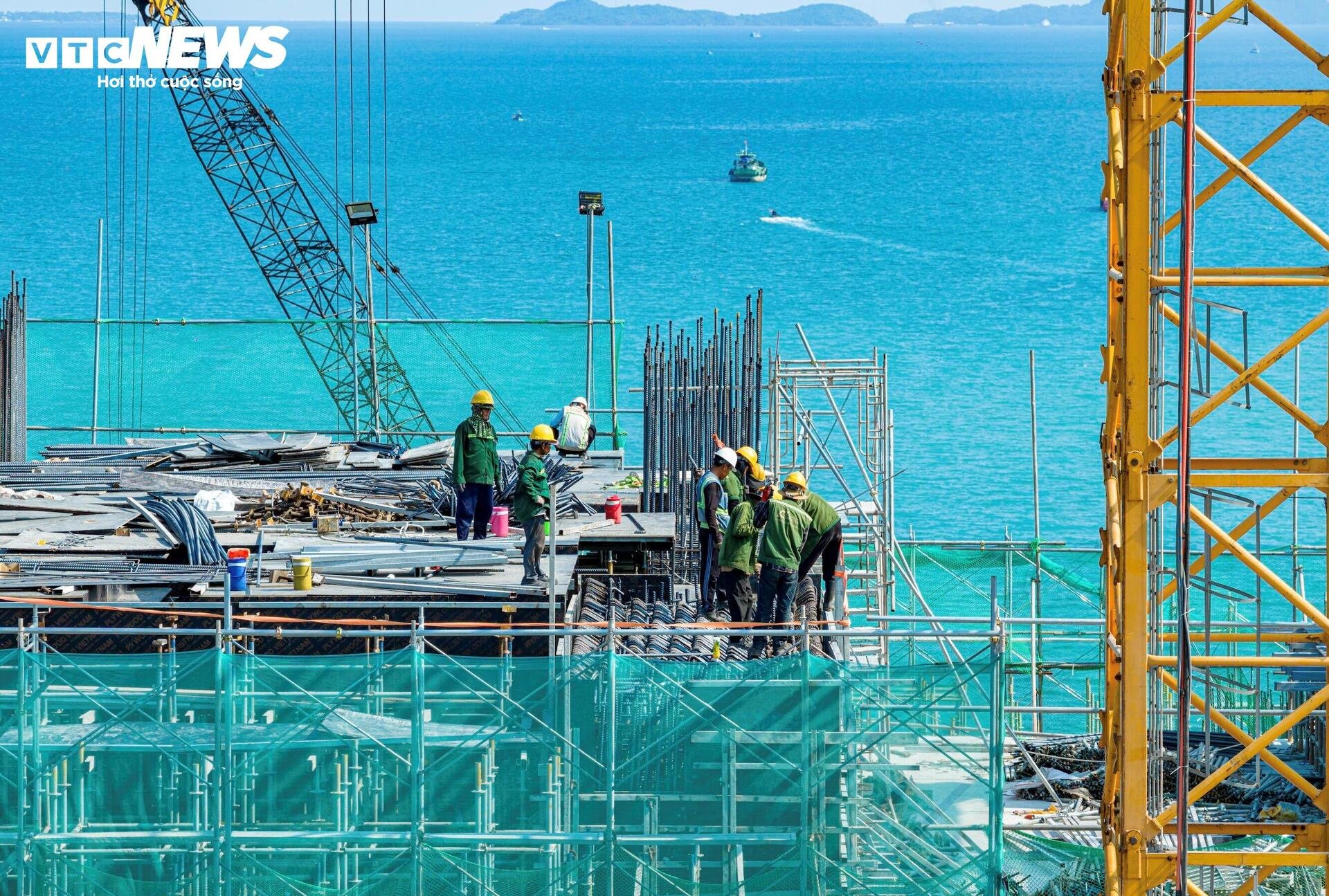 Diện mạo Trung tâm Hội nghị APEC ở Phú Quốc dần lộ diện sau 10 tháng thi công - 9