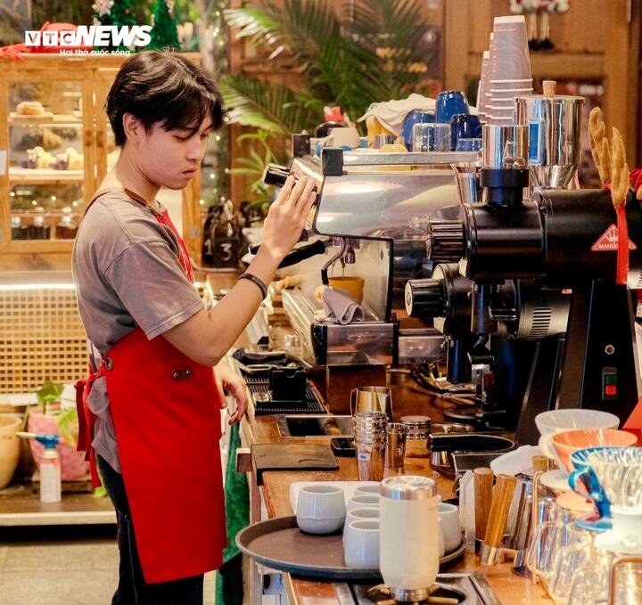 Gu thưởng thức cà phê của người Việt ngày càng được nâng tầm. (Ảnh: Đại Việt)