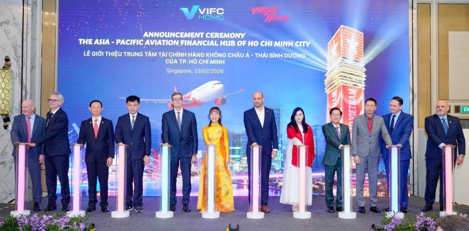 27-1777290965-dai-hoi-dong-co-dong-vietjet-2026-hoan-thanh-xuat-sac-ket-qua-2025-chia-co-tuc-30-tiep-tuc-mo-rong-mang-bay-quoc-te-va-thu-hut-dau-tu-quoc-te