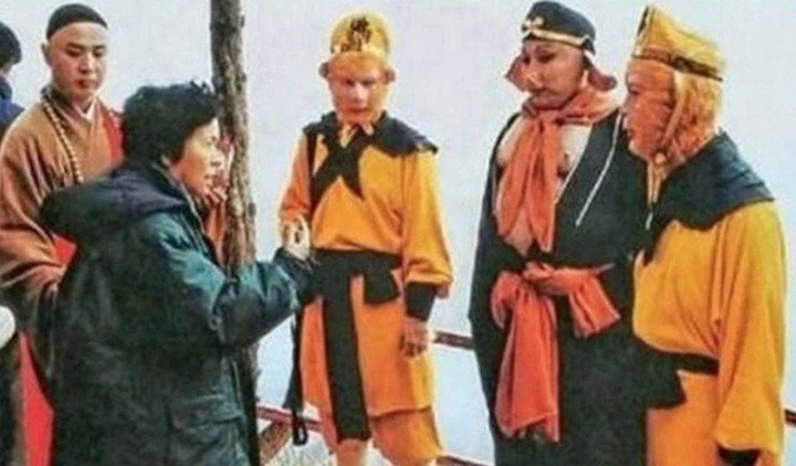 29-1777426689-su-that-ve-ton-ngo-khong-co-6-nguoi-dong-the-luc-tieu-linh-dong-suyt-truot-vai