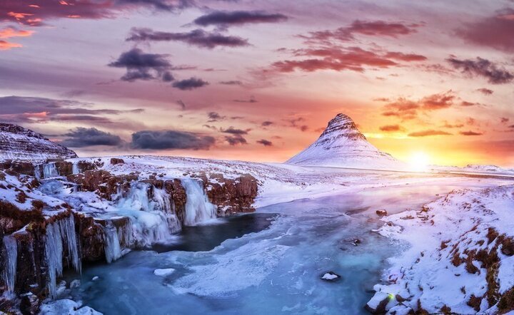 Iceland có thể trải qua khí hậu của 4 mùa trong 1 ngày khiến muỗi khó sinh trưởng. (Ảnh: Icelana)
