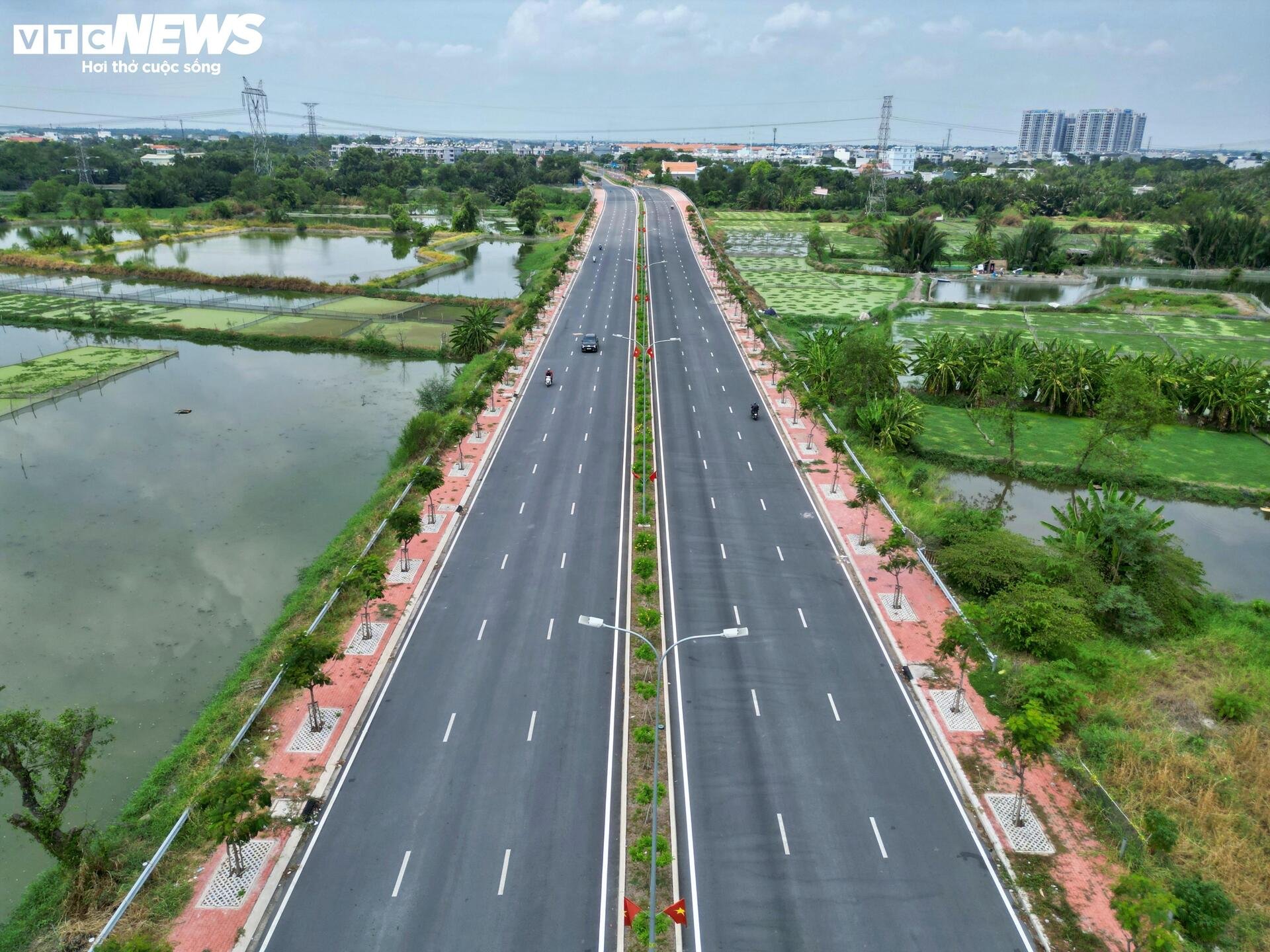 Hiện trạng đường nghìn tỷ nối TP.HCM - Tây Ninh sau hơn 3 năm thi công - 15